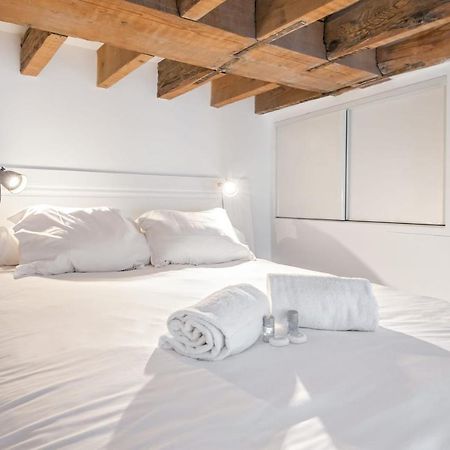 ליון Guestready - Bright And Cosy Loft Near Part Dieu Metro מראה חיצוני תמונה