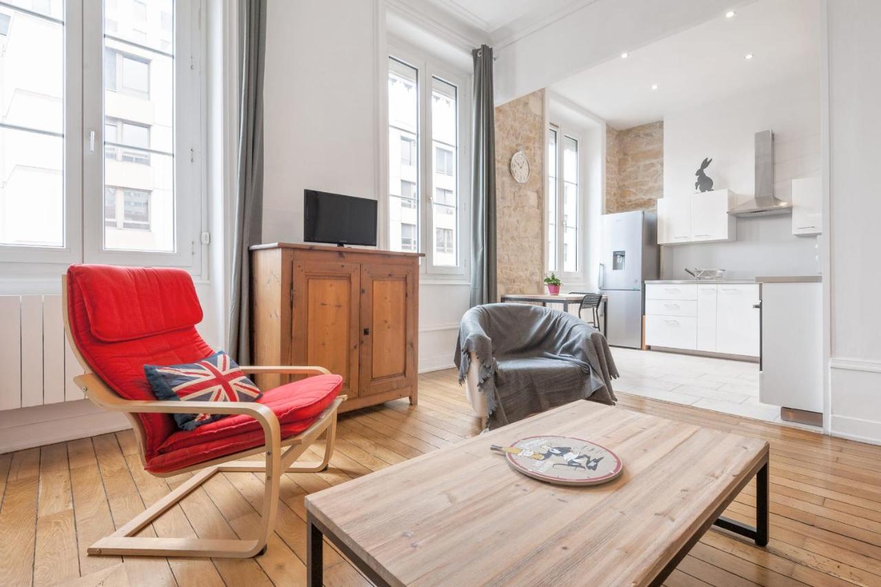 ליון Guestready - Bright And Cosy Loft Near Part Dieu Metro מראה חיצוני תמונה